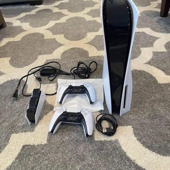 Ps5 - Picture 2 of 3
